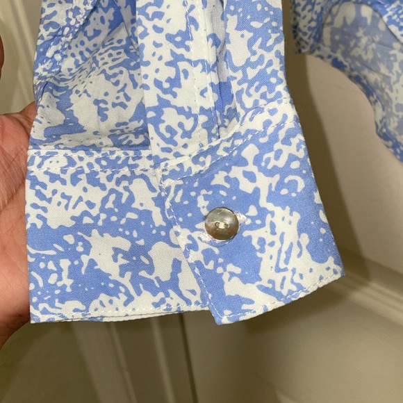 NWT RAILS Josephine Shirt in Aqua Mixed Animals - Picture 7 of 9